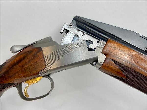 BROWNING 12 Gauge B725 PRO TRAP