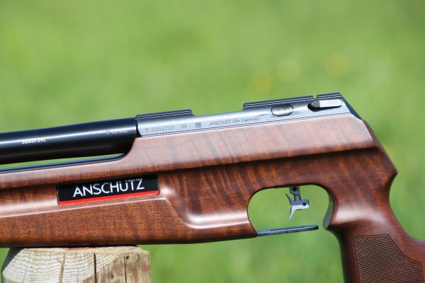 ANSCHUTZ .22 LR 1761 WALNUT MATCH, EXTREMELY ACCURATE!