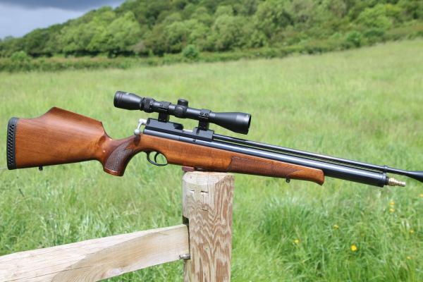 AIR ARMS .22 400 CLASSIC OUTFIT