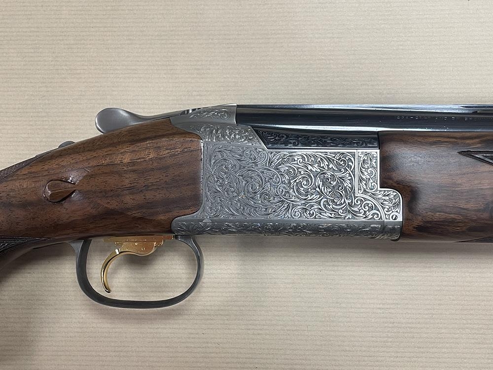 BROWNING 12 Gauge B725 SPORTER GRADE 5