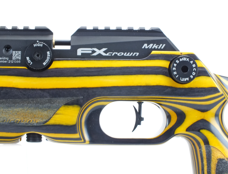 FX .22 CROWN MKII COMPACT YELLOW - BLACK LAMINATE