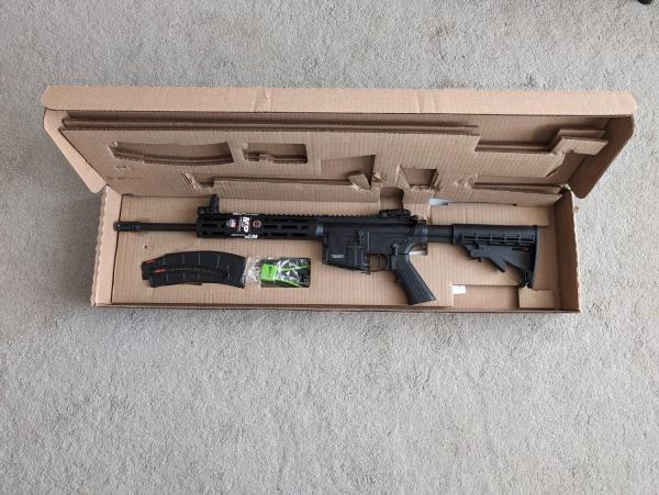 SMITH & WESSON .22 LR M&P 15 SPORT