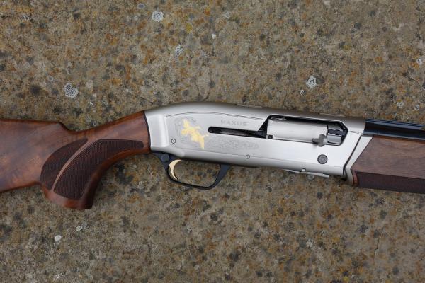 BROWNING 12 Gauge MAXUS GR3