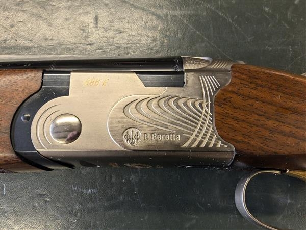 BERETTA 12 Gauge 686 E