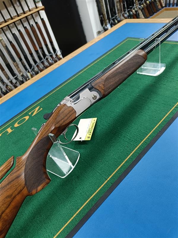 BERETTA 12 Gauge 692