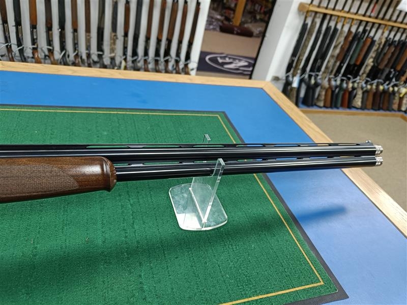 BERETTA 12 Gauge 687 SILVER PIGEON III