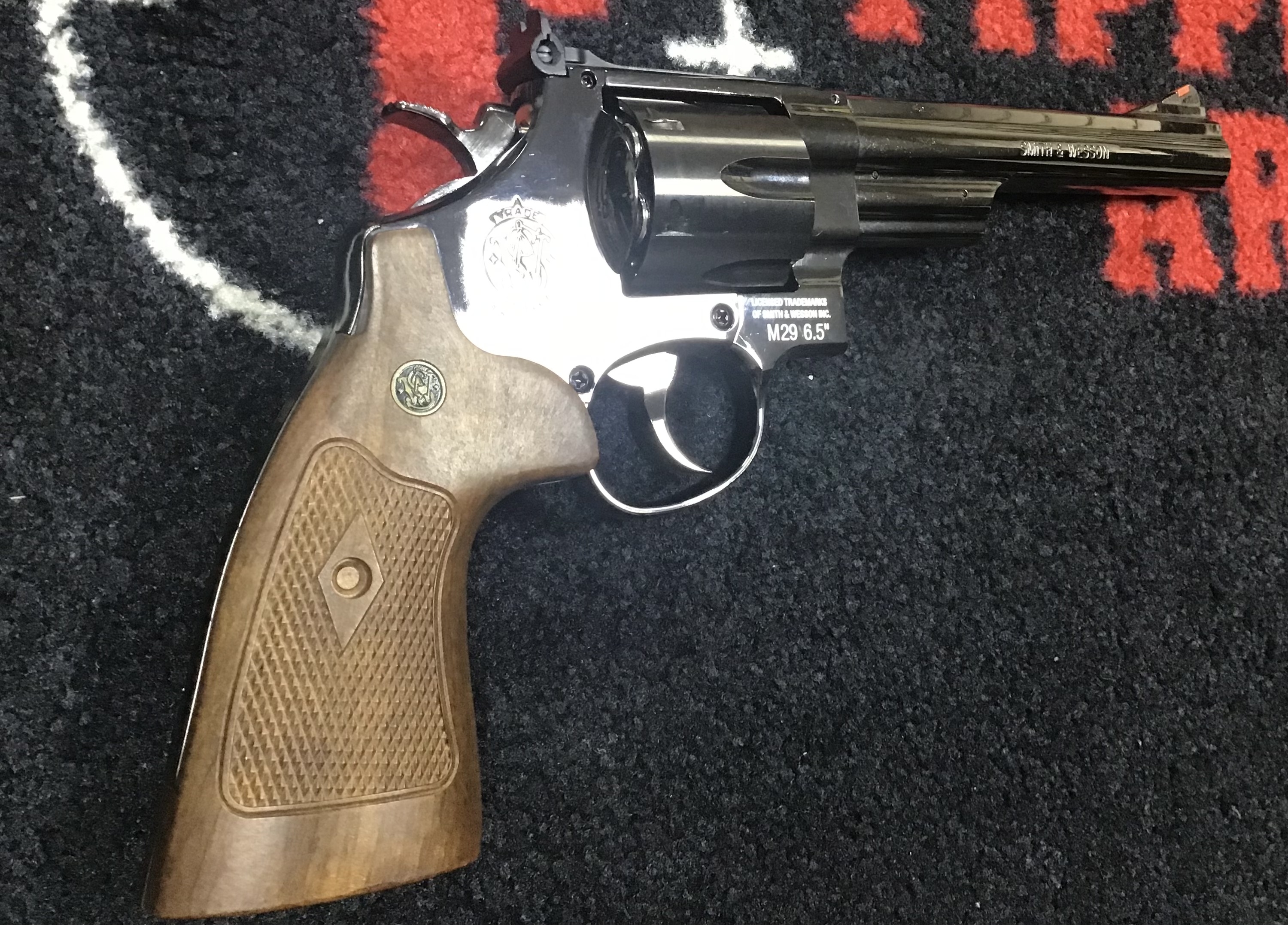 SMITH & WESSON .177 M29