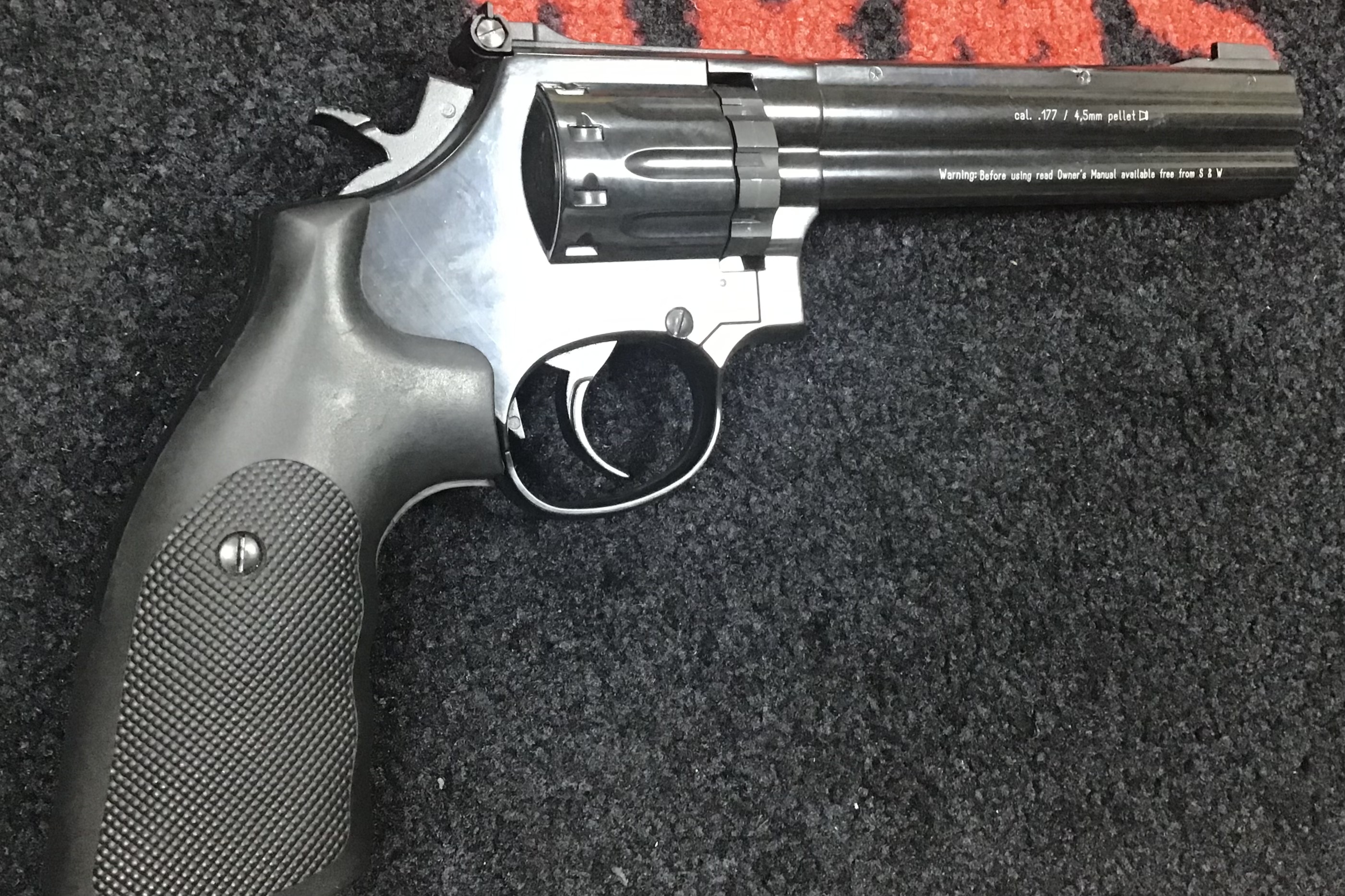 SMITH & WESSON .177 M29