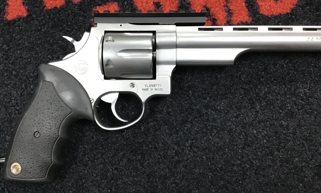 TAURUS .44 MAGNUM  UNKNOWN