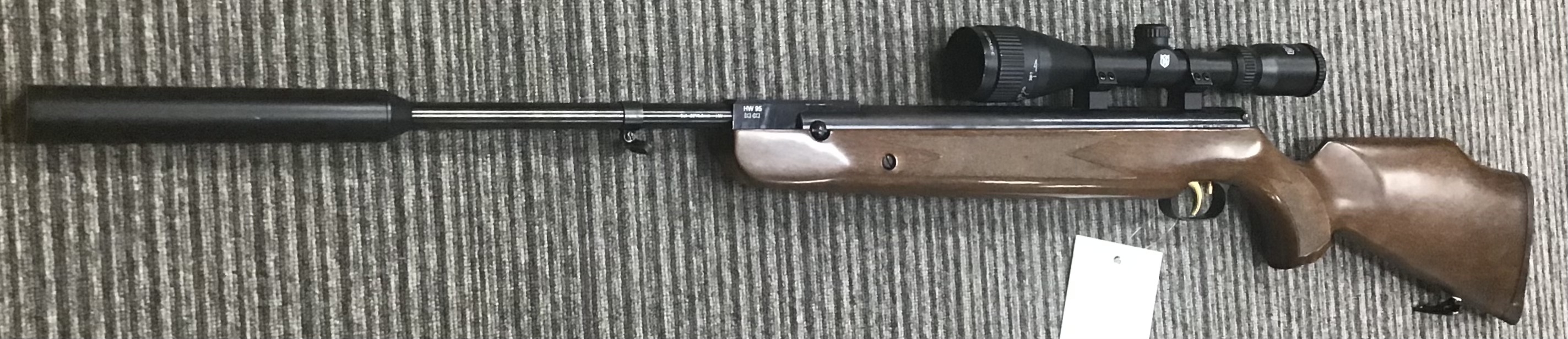 WEIHRAUCH .22 HW 95 Carbine Beech