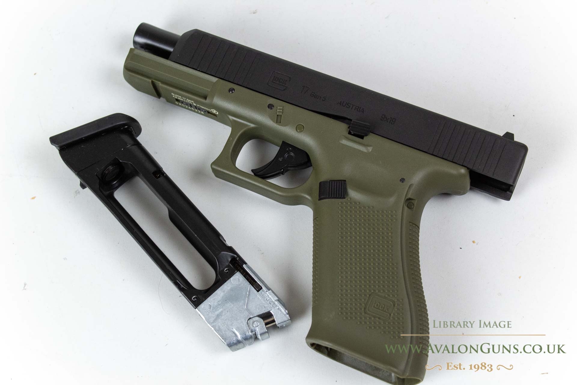 UMAREX .177 (BB) GLOCK 17 GEN5 BATTLEFIELD GREEN