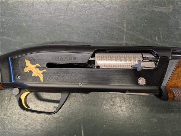 BROWNING 12 Gauge MAXUS BLACK GOLD