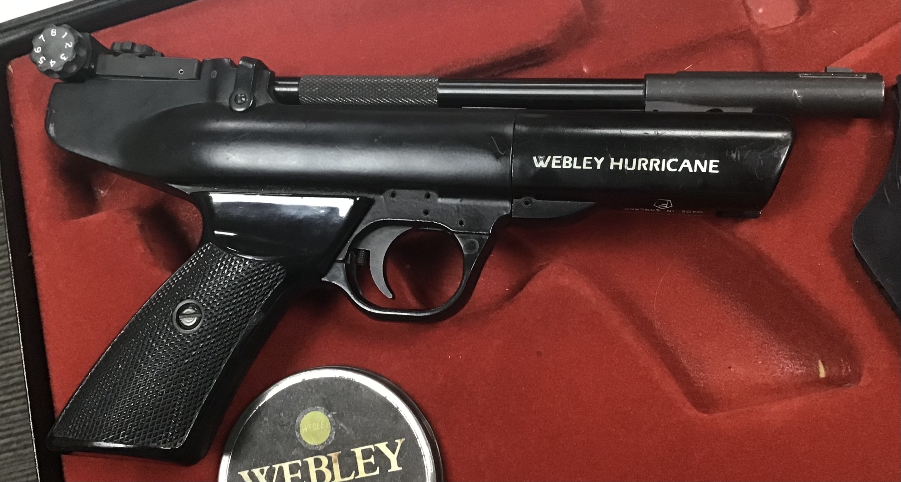 WEBLEY & SCOTT .22 Hurricane