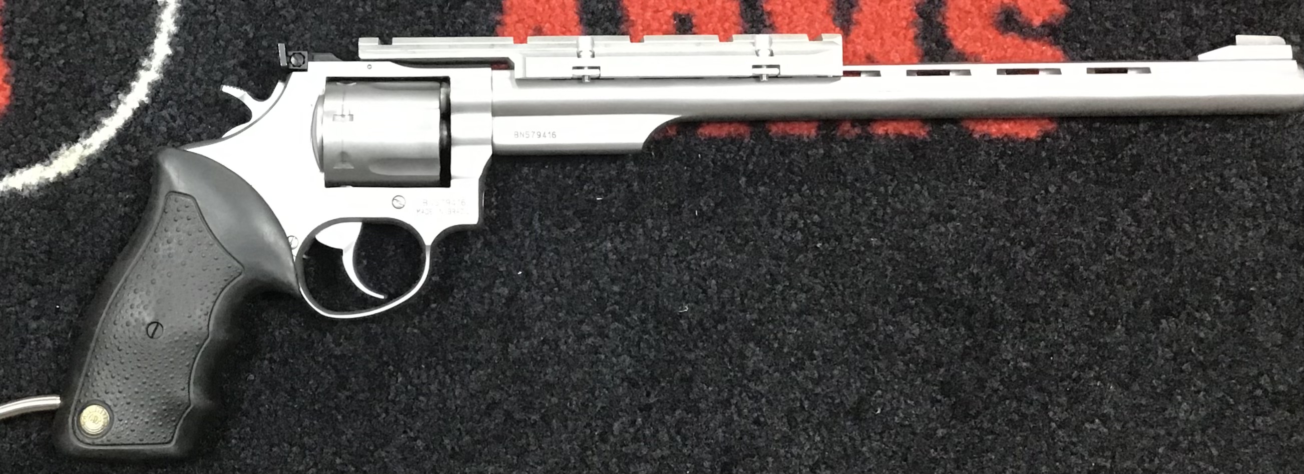 TAURUS .22 LR 980