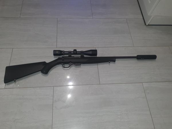 MOSSBERG .17 HMR INTL 817