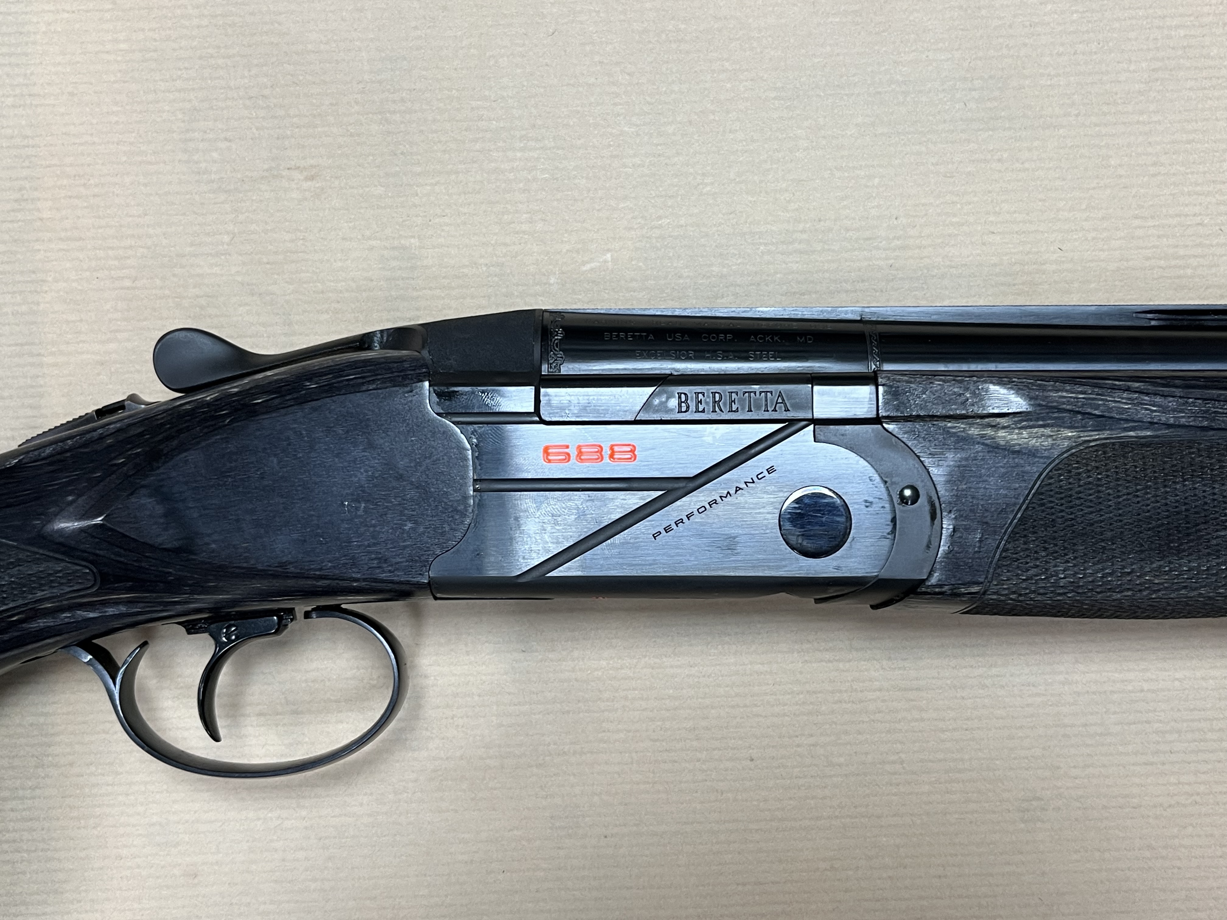 BERETTA 12 Gauge 688 Black Performance