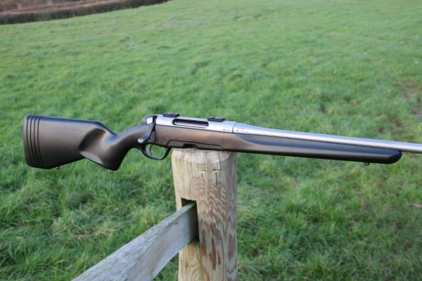 STEYR MANNLICHER .25-06 PROHUNTER STAINLESS, NO PITS!