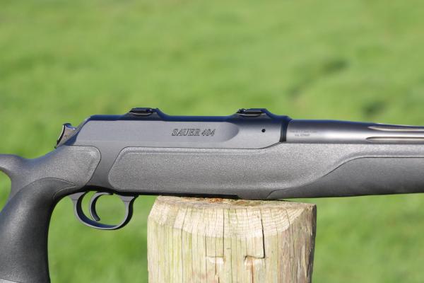 SAUER .243 S404 LEFT HAND FLUTED SYNCHRO XT, OFFER PRICE