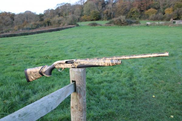 BERETTA 12 Gauge A400 EXTREME UNICO CAMO, GOOD CONDITION