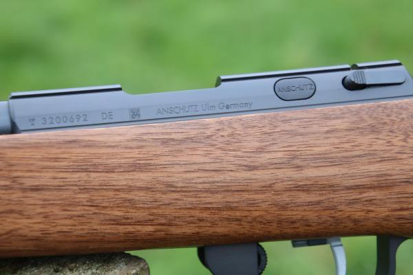 ANSCHUTZ .17 HMR 1761 CLASSIC 18 SUPER ACCURATE