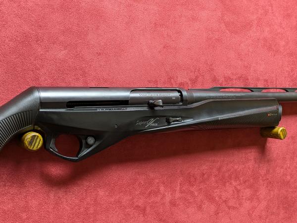 BENELLI 12 Gauge SUPER VINCI