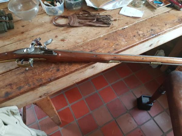 Q Multiple Calibre Tower brown bess and bayonet