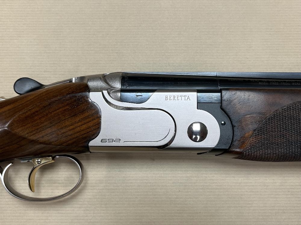 BERETTA 12 Gauge 692