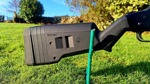 MOSSBERG 12 Gauge 590 PERSUADER