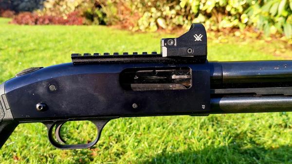 MOSSBERG 12 Gauge 590 PERSUADER