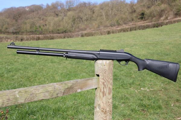 BENELLI 12 Gauge 12g M2 TACTICAL, ALMOST NEW