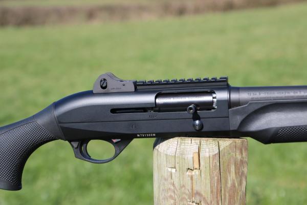 BENELLI 12 Gauge 12g M2 TACTICAL, ALMOST NEW