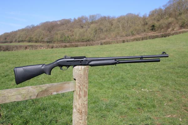 BENELLI 12 Gauge 12g M2 TACTICAL, ALMOST NEW