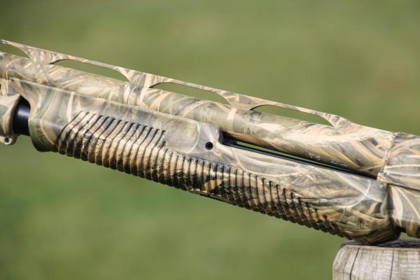 BENELLI 12 Gauge 12g SUPER NOVA CAMO, NEAR NEW