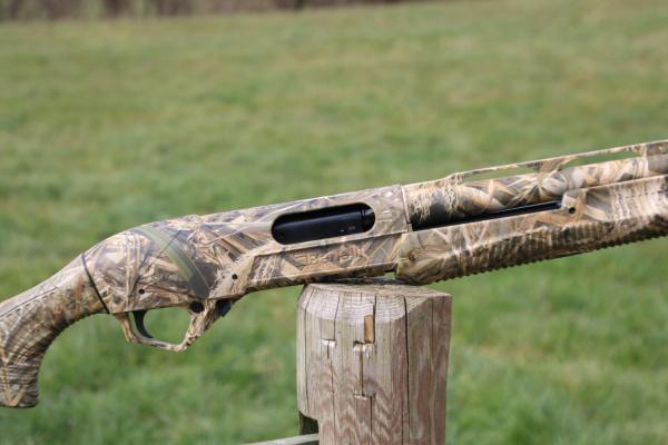 BENELLI 12 Gauge 12g SUPER NOVA CAMO, NEAR NEW