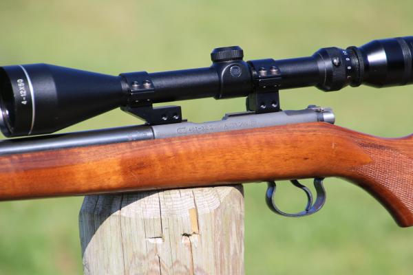 CZ .17 HMR 452 VARMINT OUTFIT, VVGC & READY TO USE